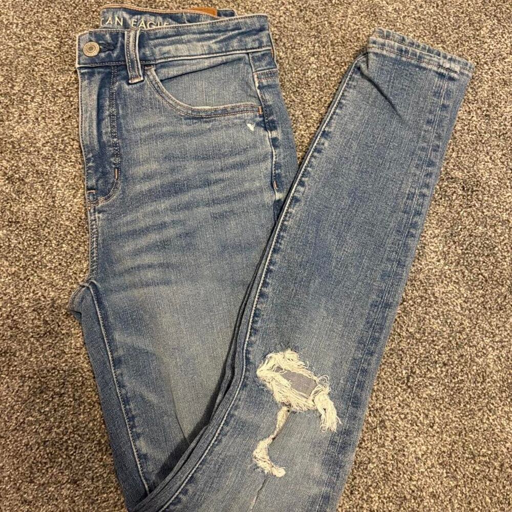 American eagle outfitters blue jeans
